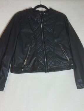 New Look Women's Black Faux Leather Quilted Jacket XL
